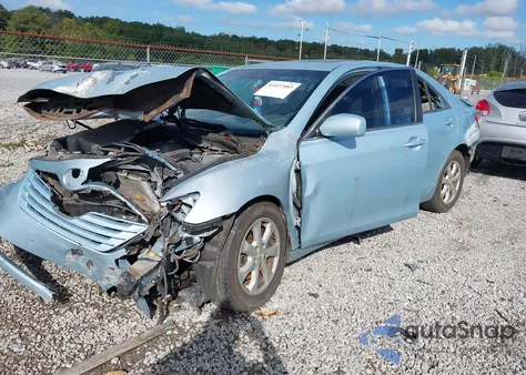 2008 Toyota Camry Le V6 z USA, uszkodzony, nr VIN 4T1BK46K98U572557